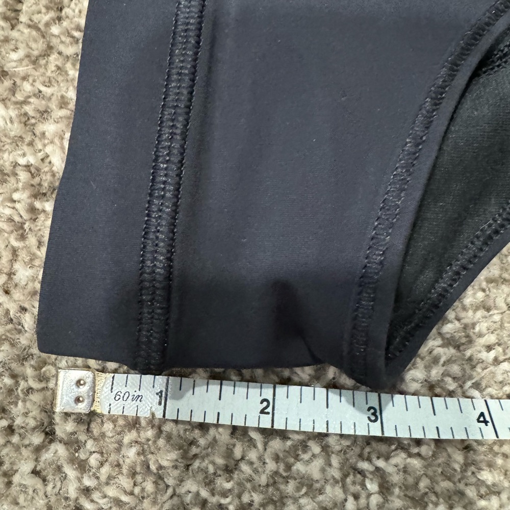 Lululemon bra - Picture 4 of 5